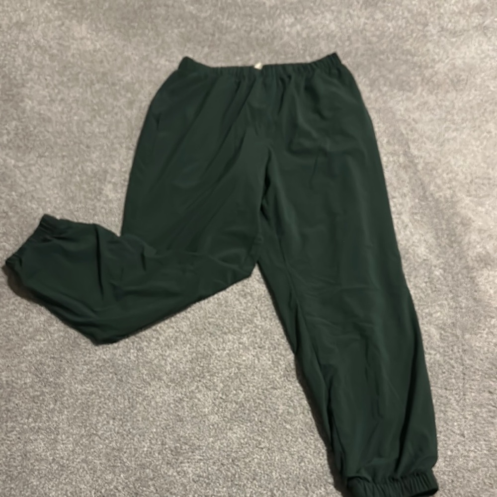 GAP Fit Reversible Fleece Lined Green Pants